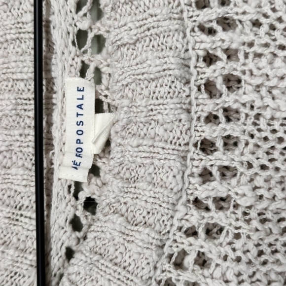 𝅺AEROPOSTALE Chunky Knit Cropped Oatmeal Colored Sweater Size XS - Picture 4 of 13
